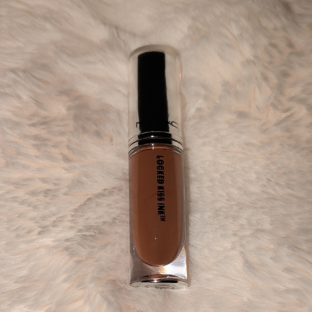 MAC Locked Kiss Ink Lipstick